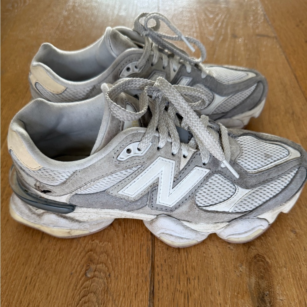 New Balance 9060 Sneakers